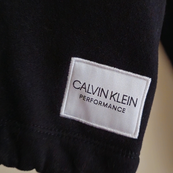 Calvin Klein Performance Black Logo Cropped 1/2 Zip Sweatshirt Size Large - Picture 6 of 9